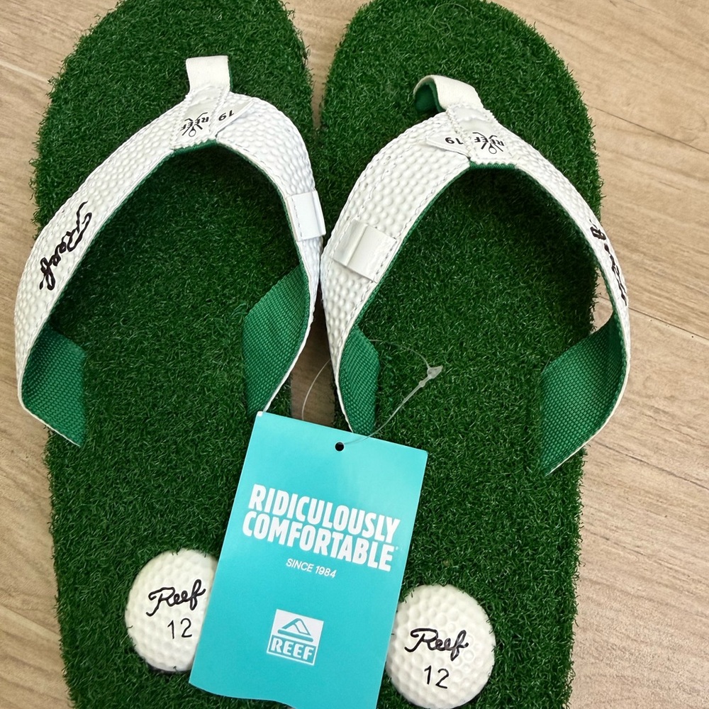 Reef Men’s Green and White Golf Sandals
